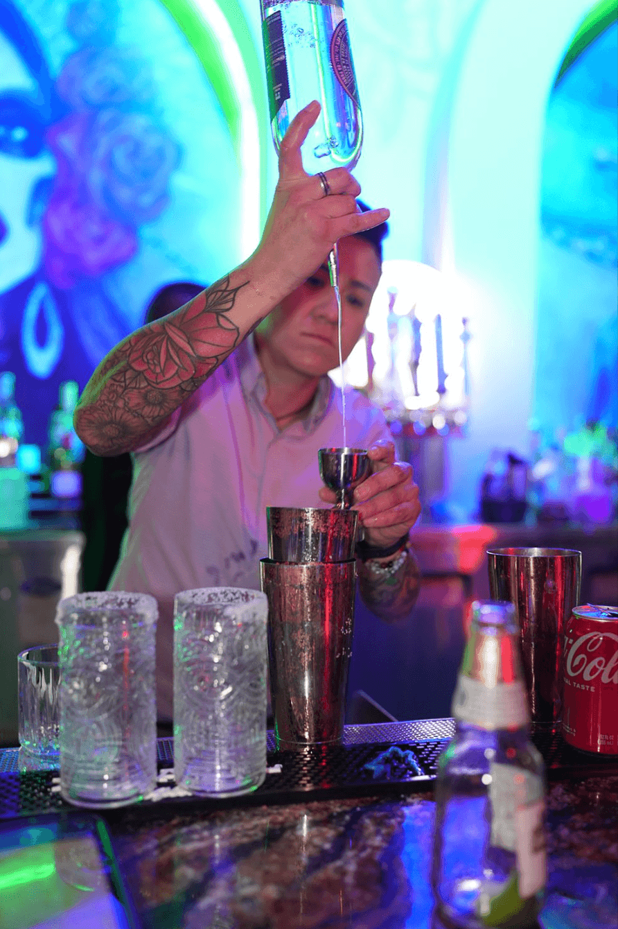 Bartender Craft Cocktail